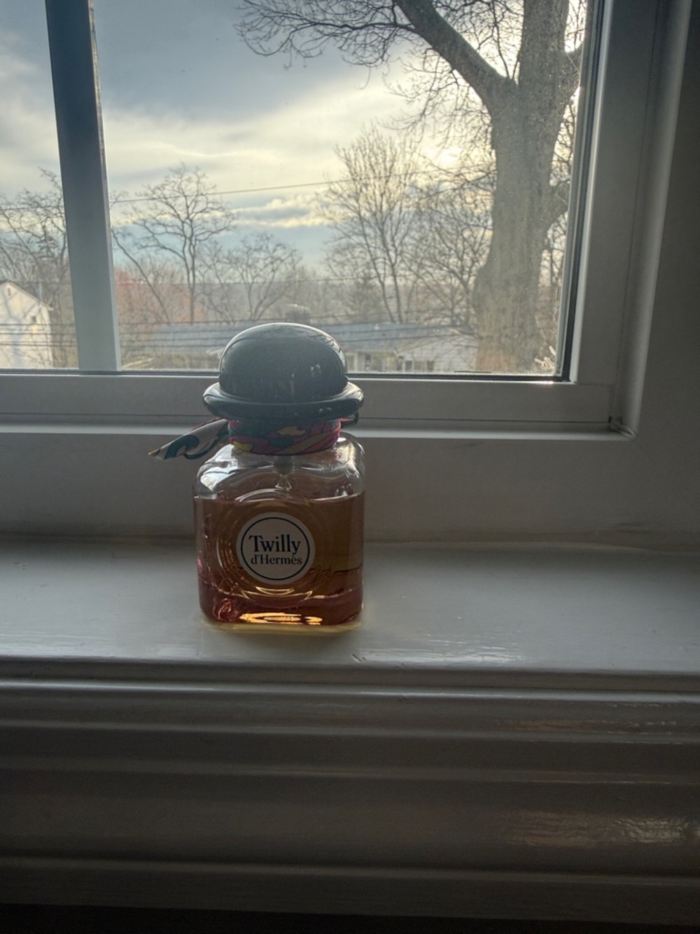 Twilly d'Hermes Eau de Parfum Bottle - Amber & Black. 50 ml. 1.6 fl oz. Used 6X - Picture 4 of 5